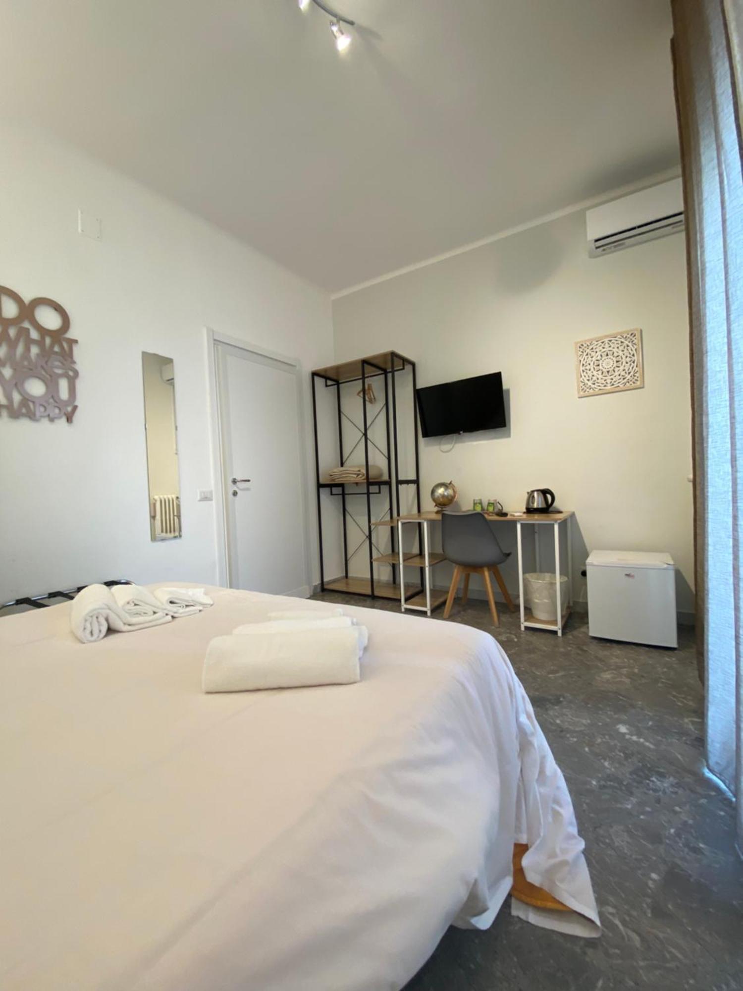 Stanze Di Sofia Hotell Bari Exteriör bild